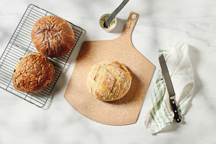 Epicurean Natural Pizza Peel with Bread