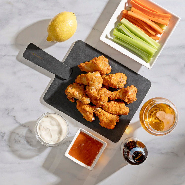 Epicurean Handy Series Plus Rectangle in Slate with Wings and assorted dressings