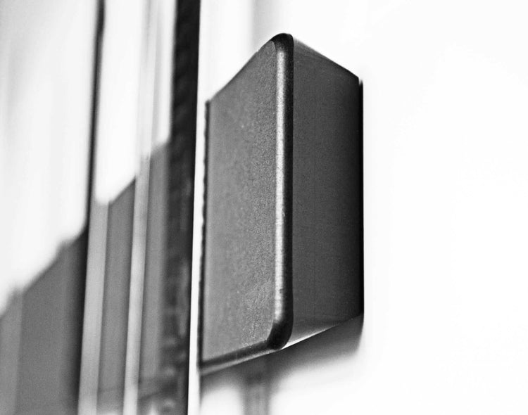 Epicurean Magnetic Knife Holder Side Close Up View